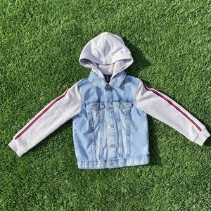 H&M Hooded Denim Jacket // Boys // Size 7-8